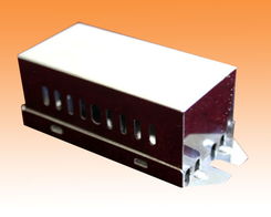 产业融合视角下的企业转型之路——以中山顶好五金塑料制品、星光照明配件及二手日用百货销售为例